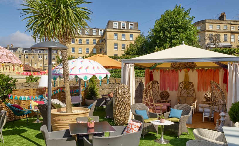 The terrace at Plate